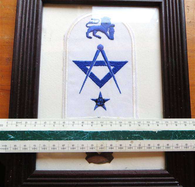 SA Navy & SAAF Badges in a Frame