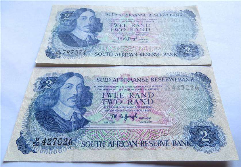 2 x TW De Jongh R2 Notes - D80 & D50 - 1 Bid for Both
