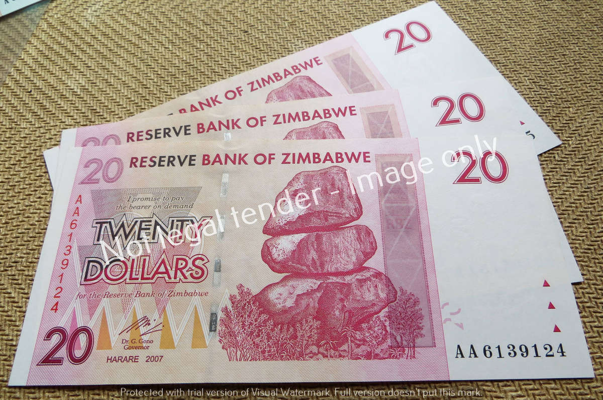3 x 2007 Zimbabwe AA Prefix $20 Dollars Consecutive In Sequence Notes - Condition