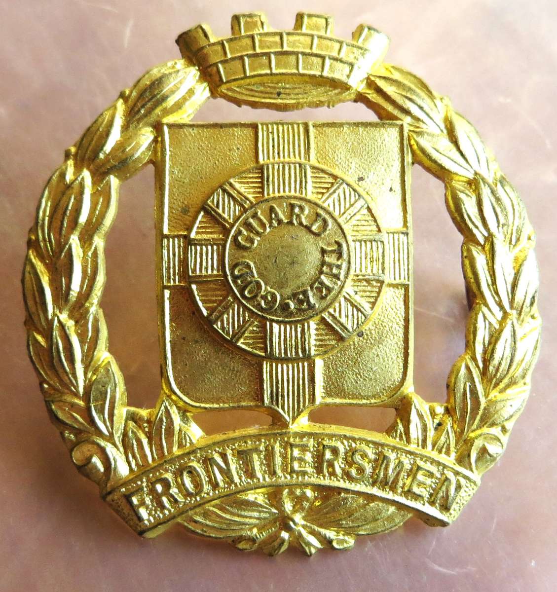 Legion of Frontiersmen WWII Cap Bafge - God Guard Thee - Canada Imperial