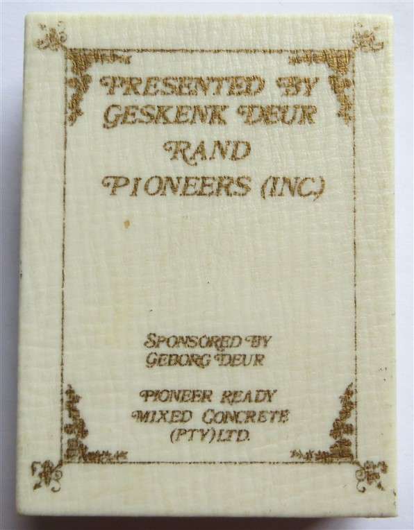 1986 Rand Pioneers - JHB Centenary - Medallion in Box - 34.4 gr Unknown Metal