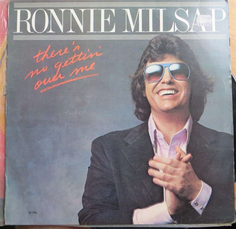 Ronnie Milsap - There is no gettin' over me  - Vintage LP - VG