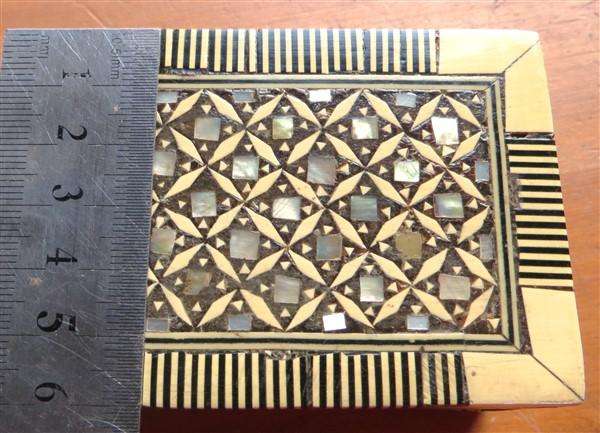 Small Marquetry & Mother of Pearly Inlay Box