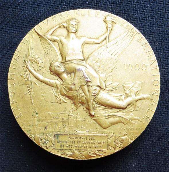 1900 Large Paris World Fair Medallion - Scarce - 1c not included / indicates size
