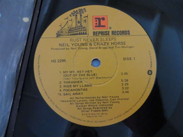 Neil Young & Crazy Horse - Rust never sleeps - All around my hat  Vinyl LP VG