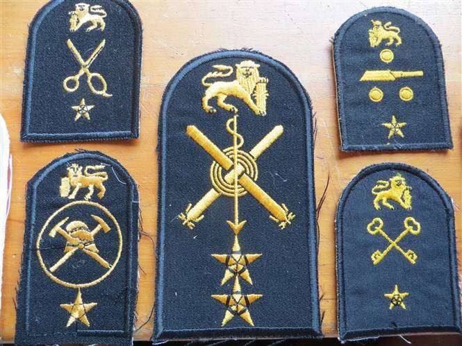 7 x SA Navy Embroidered Badges
