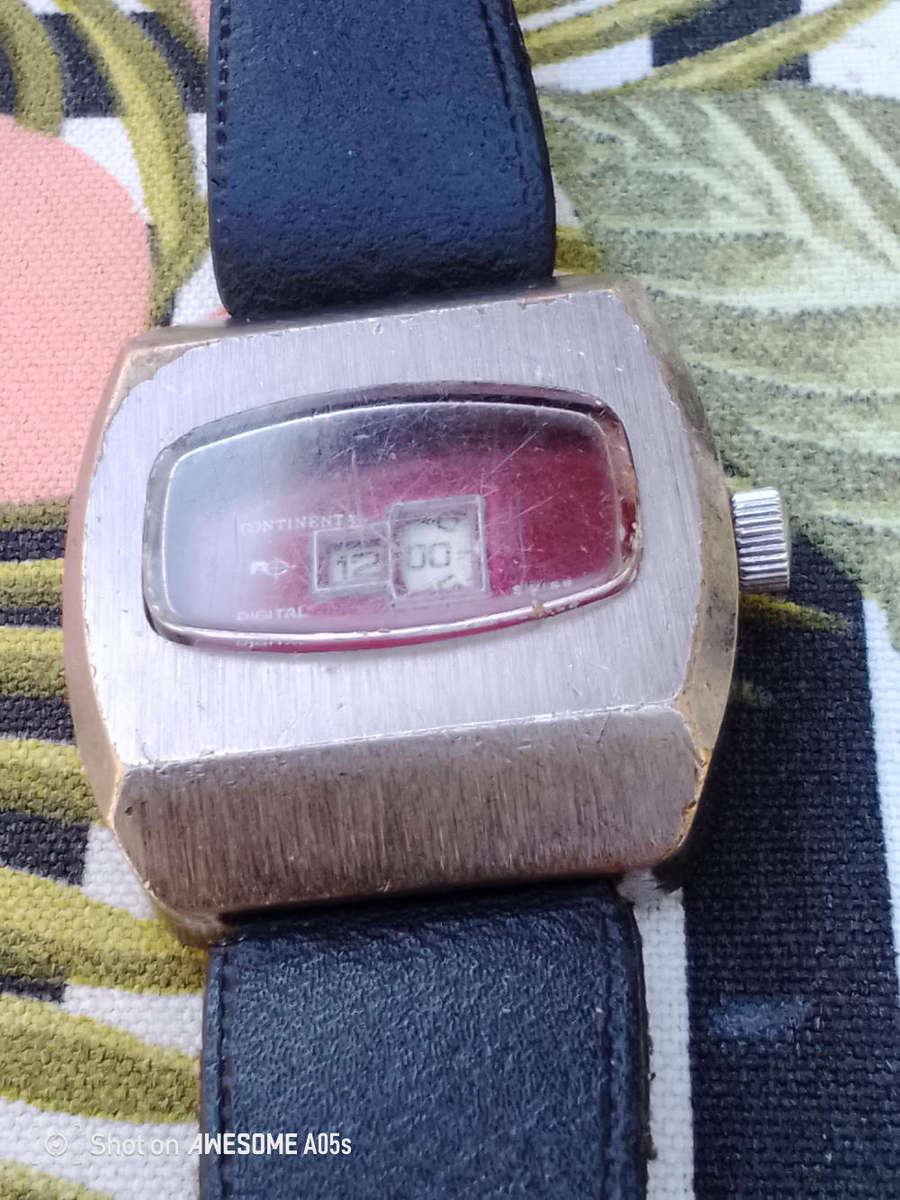 Continental jump watch