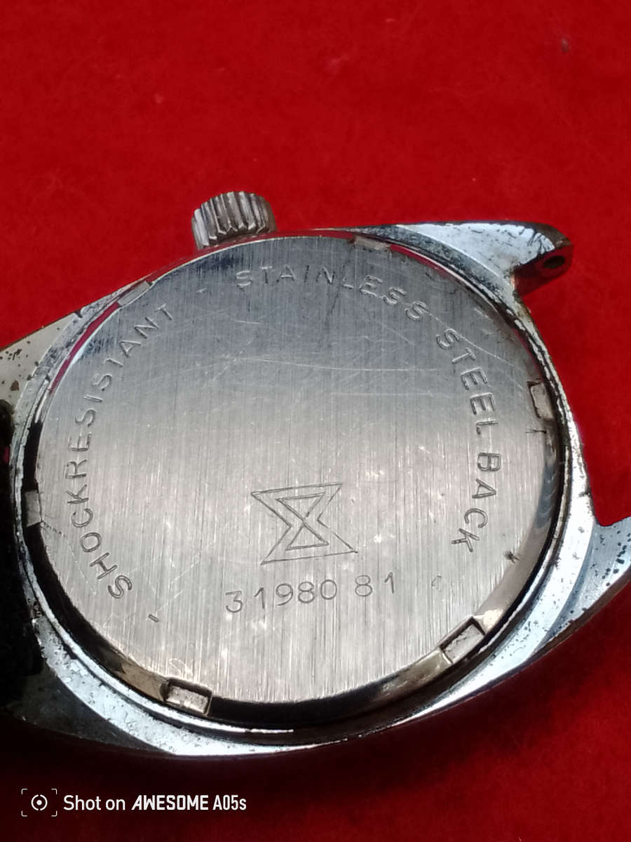 Delfin Edox with sub