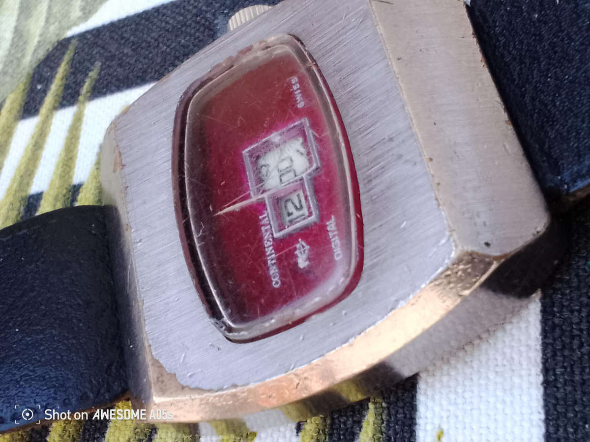 Continental jump watch