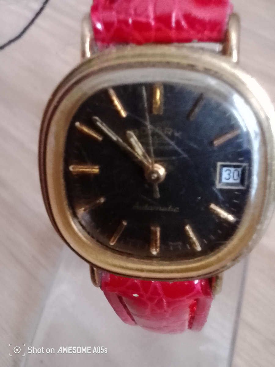 Rotary automatic with date