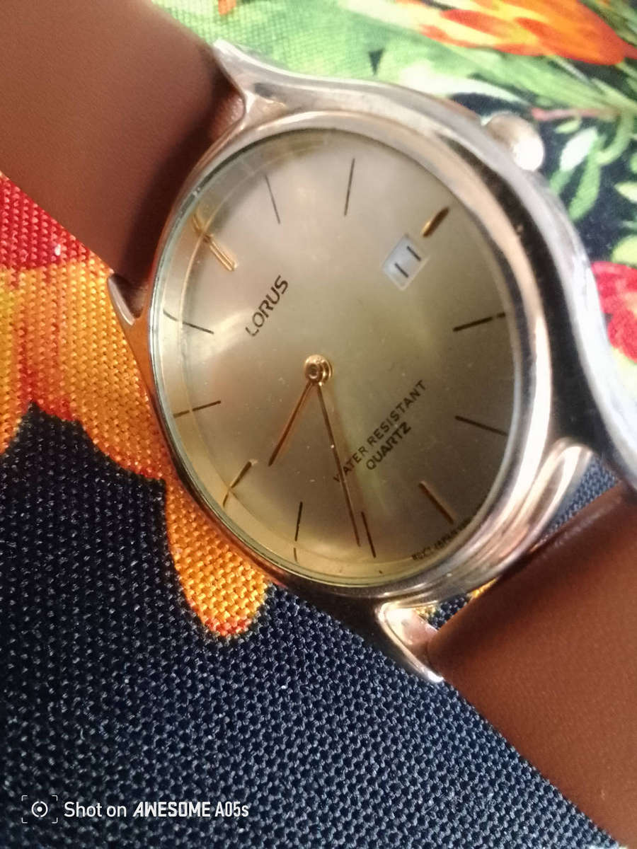 Lorus quartz with date