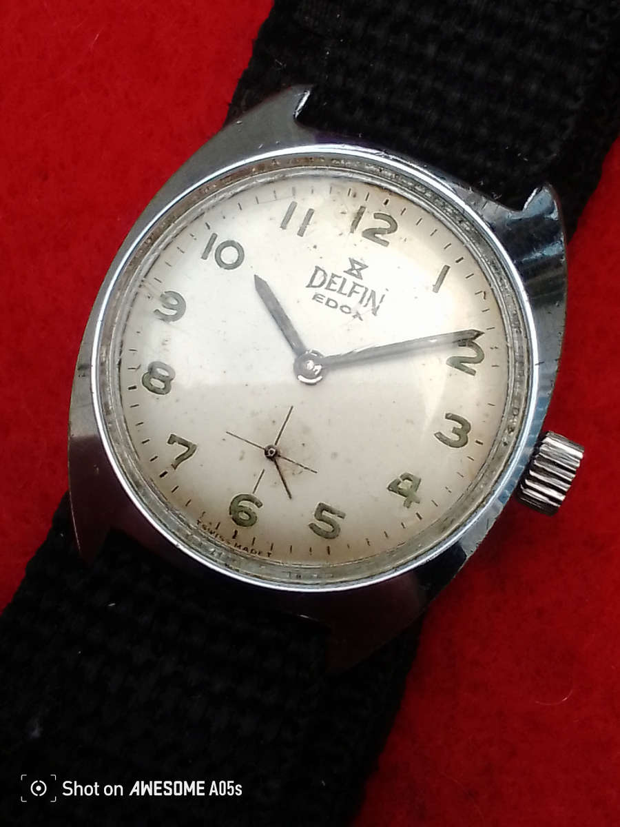 Delfin Edox with sub