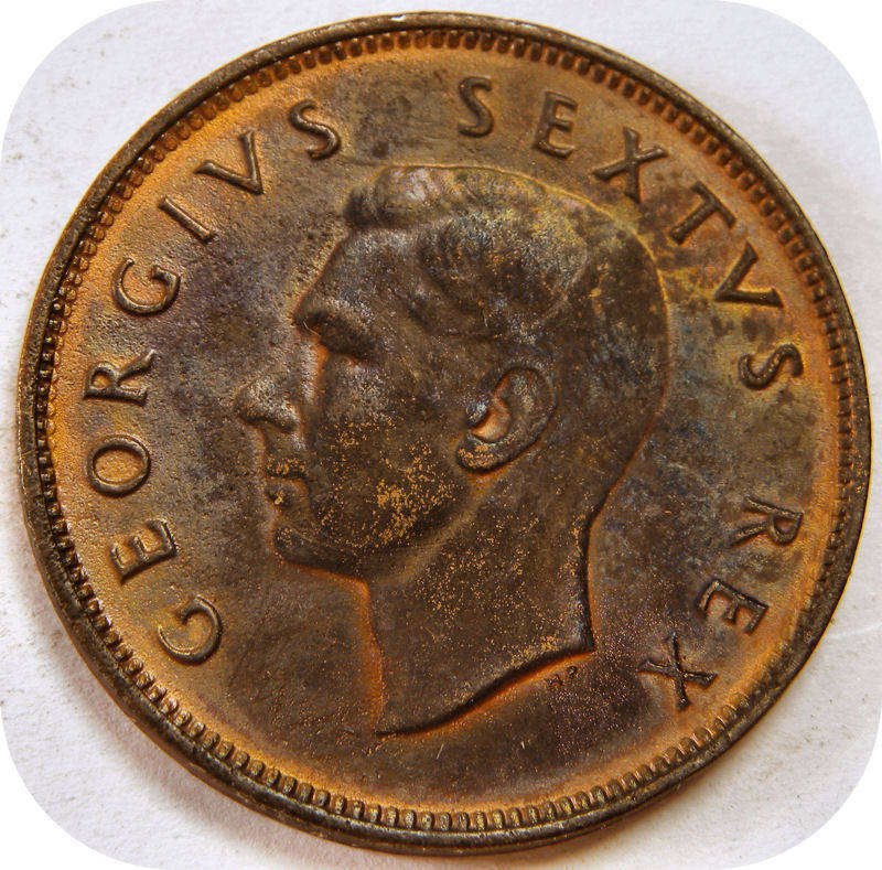 Lustrous 1952 Half penny 1/2d below R25!