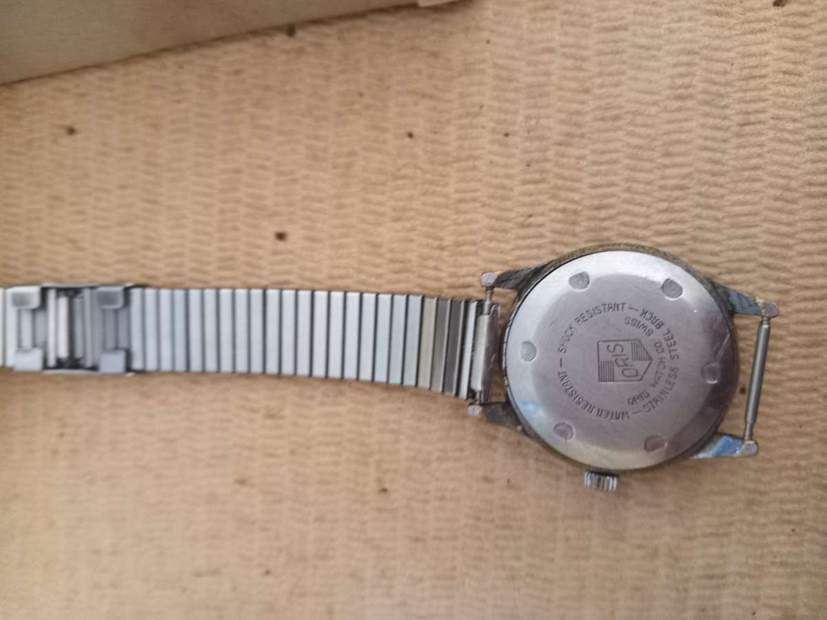 Oris women's watch with Box. Spares or Restoration