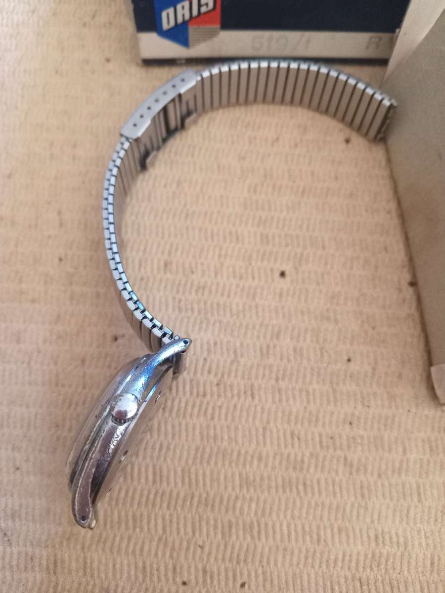 Oris women's watch with Box. Spares or Restoration