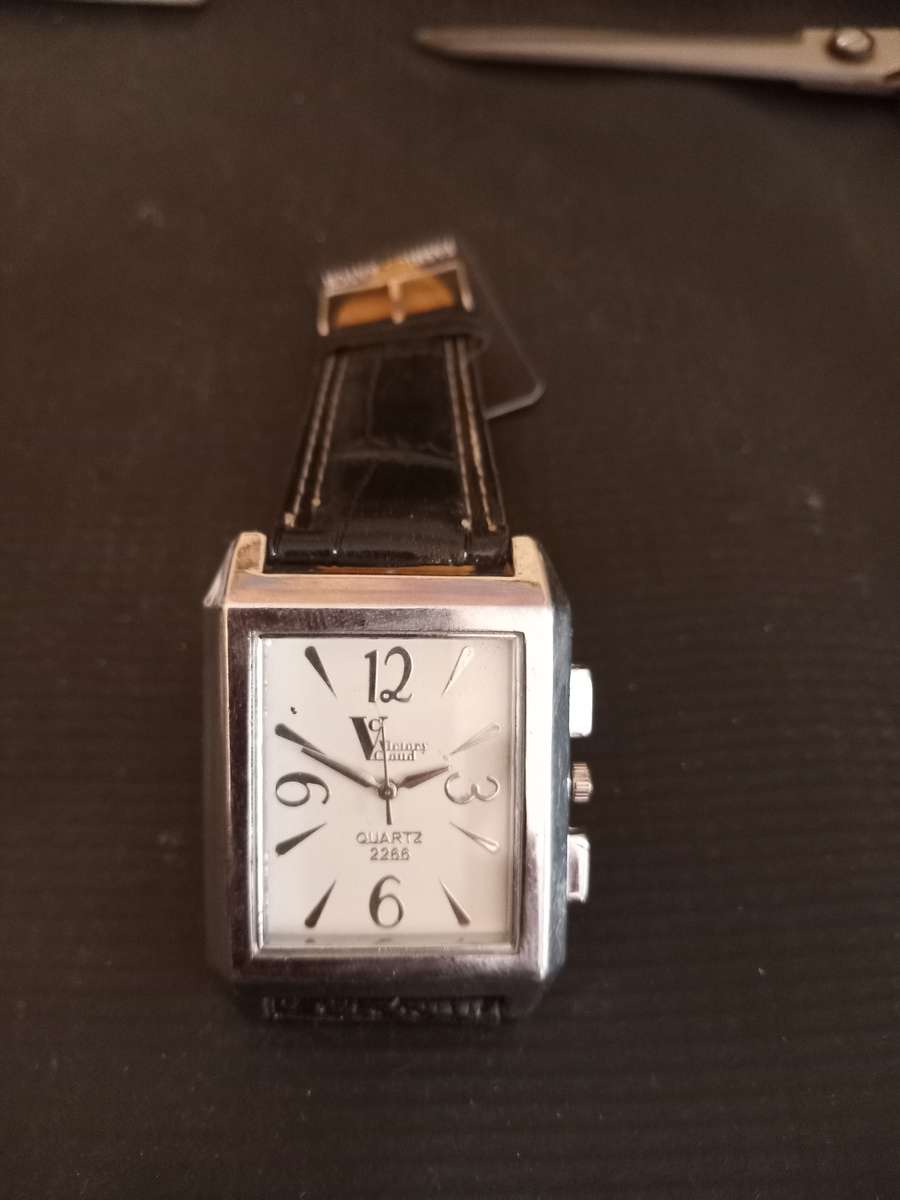 Victory Cloud Men's watches. Spares or Restoration.