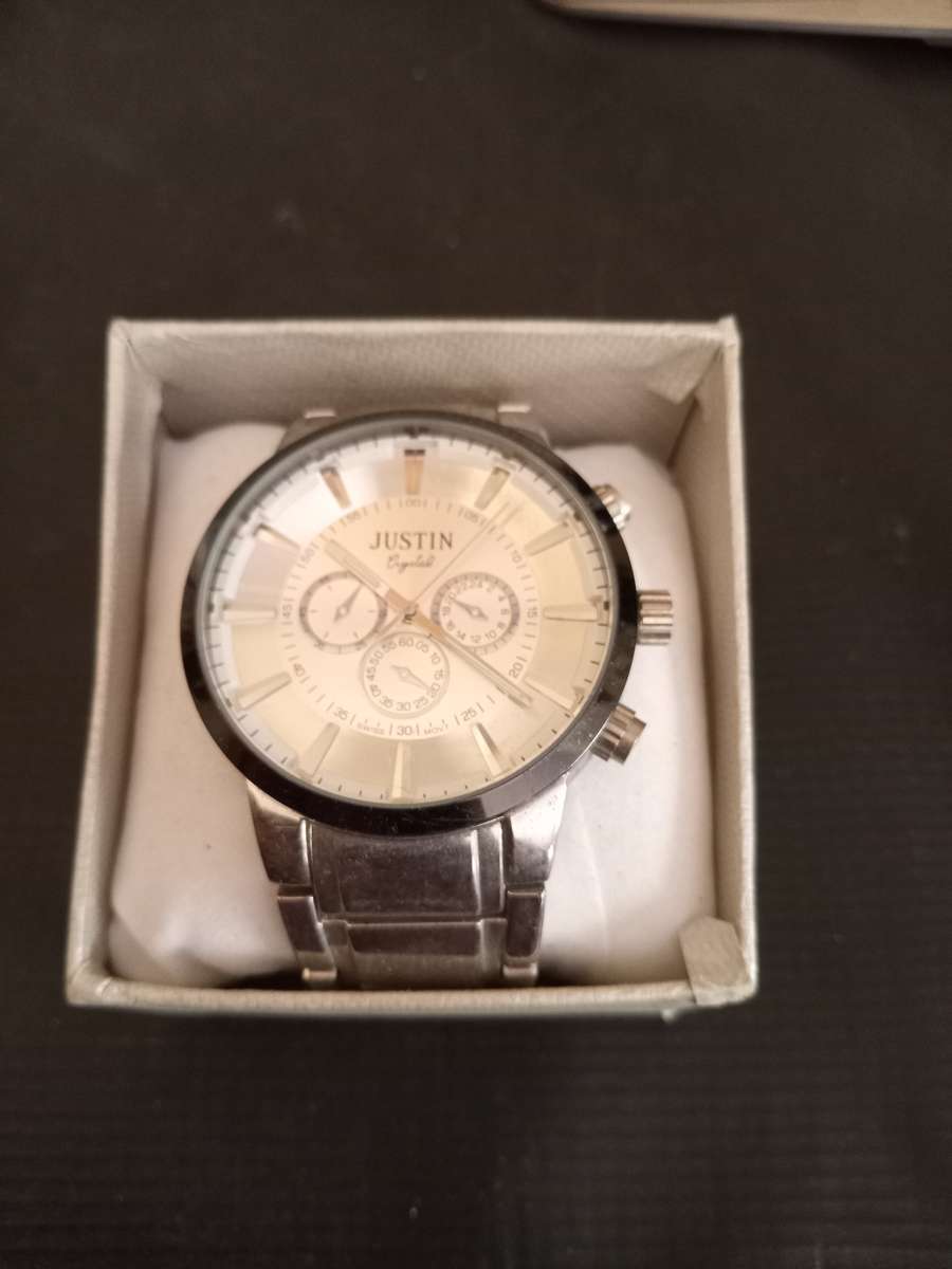 Justin Crystal Men's watch in Box. Spares or Restoration