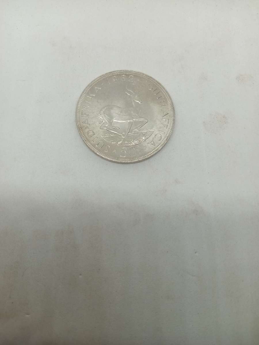 UNC 1962 50c Crown Mintage: 24 378