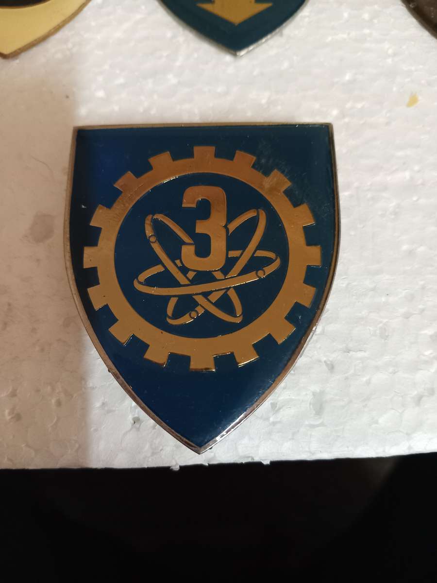 SADF 3 Electronic Workshop Shoulder Flash pins intact