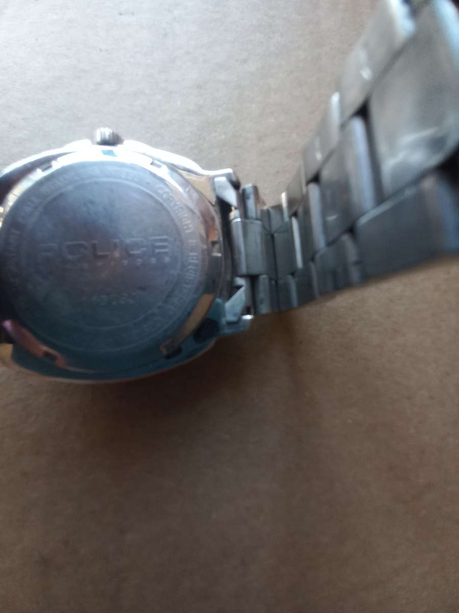 Police  men's wrist watch 11303J  3.5cm. Working.