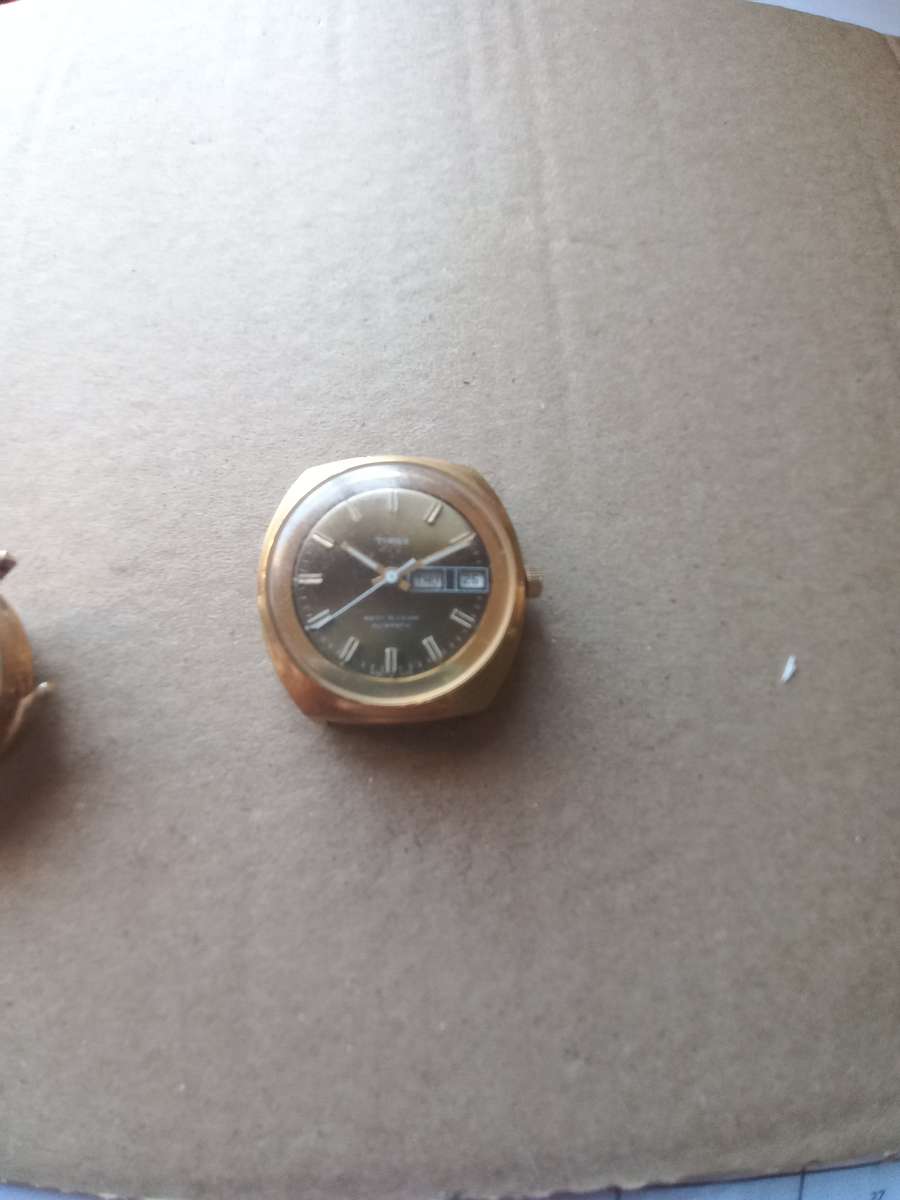 Timex Automatic men's wrist watch 4cm. Works