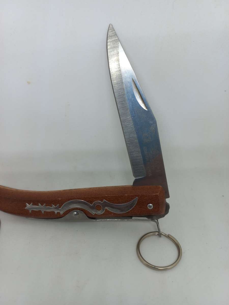 2 Okapi Knifes. Bid per knive
