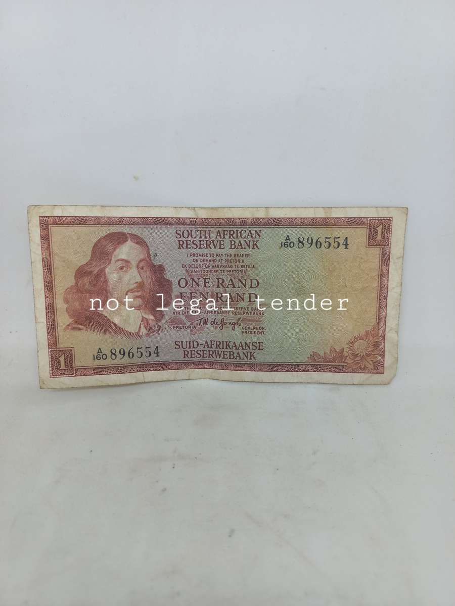 1967 TW de Jongh 1st Issue Eng/Afr One Rand Banknote. (A160)
