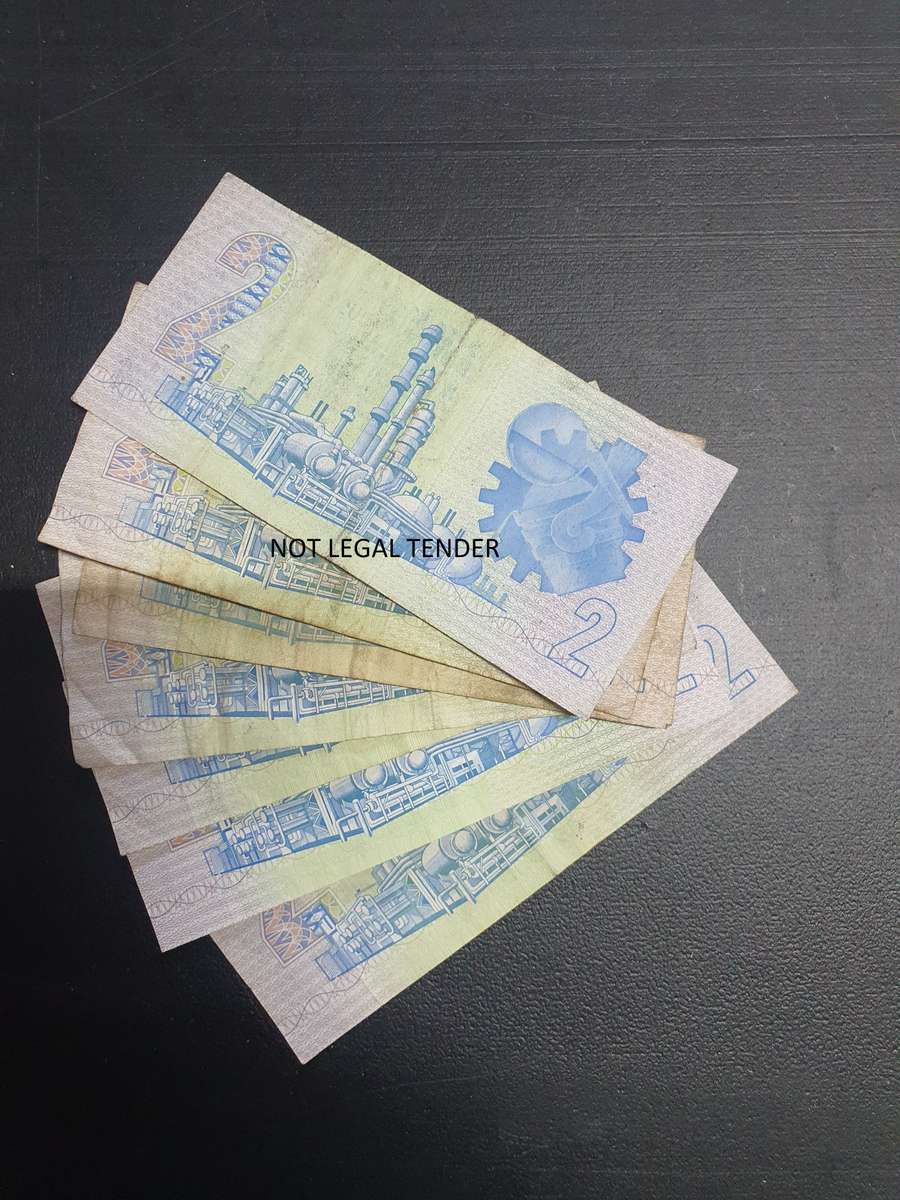 Seven 1989 GPC de Kock 3rd Issue Afr/Eng Two Rand Banknotes. (DN)