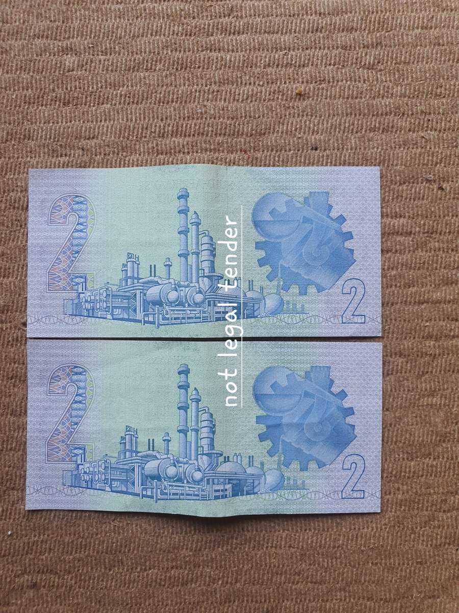 1990 C Stals AA 1st Issue  Afr/Eng Two Rand Banknote (AA333/4)