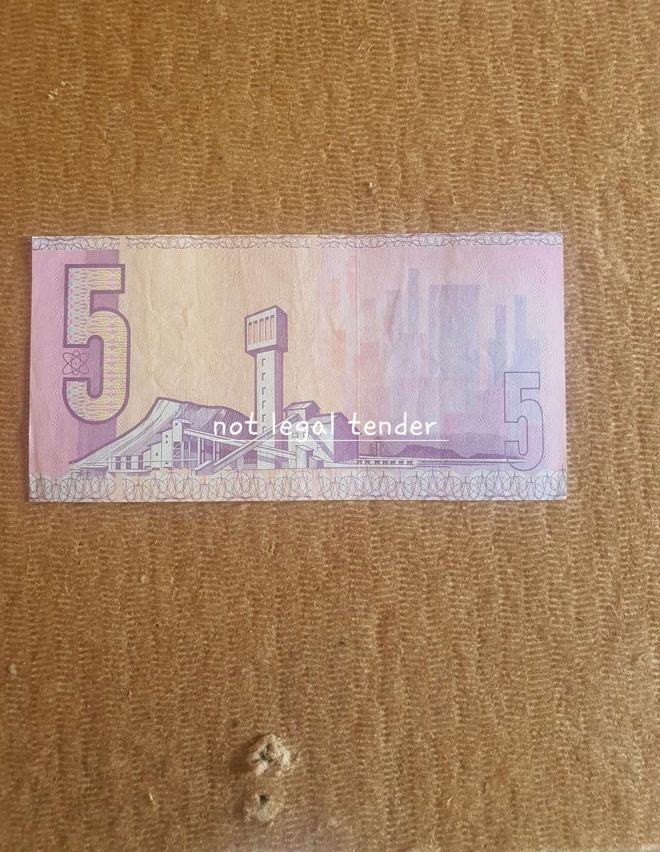 A/UNC 1990 C Stals 1st issue Eng/Afr Five Rand Banknote. (BS)