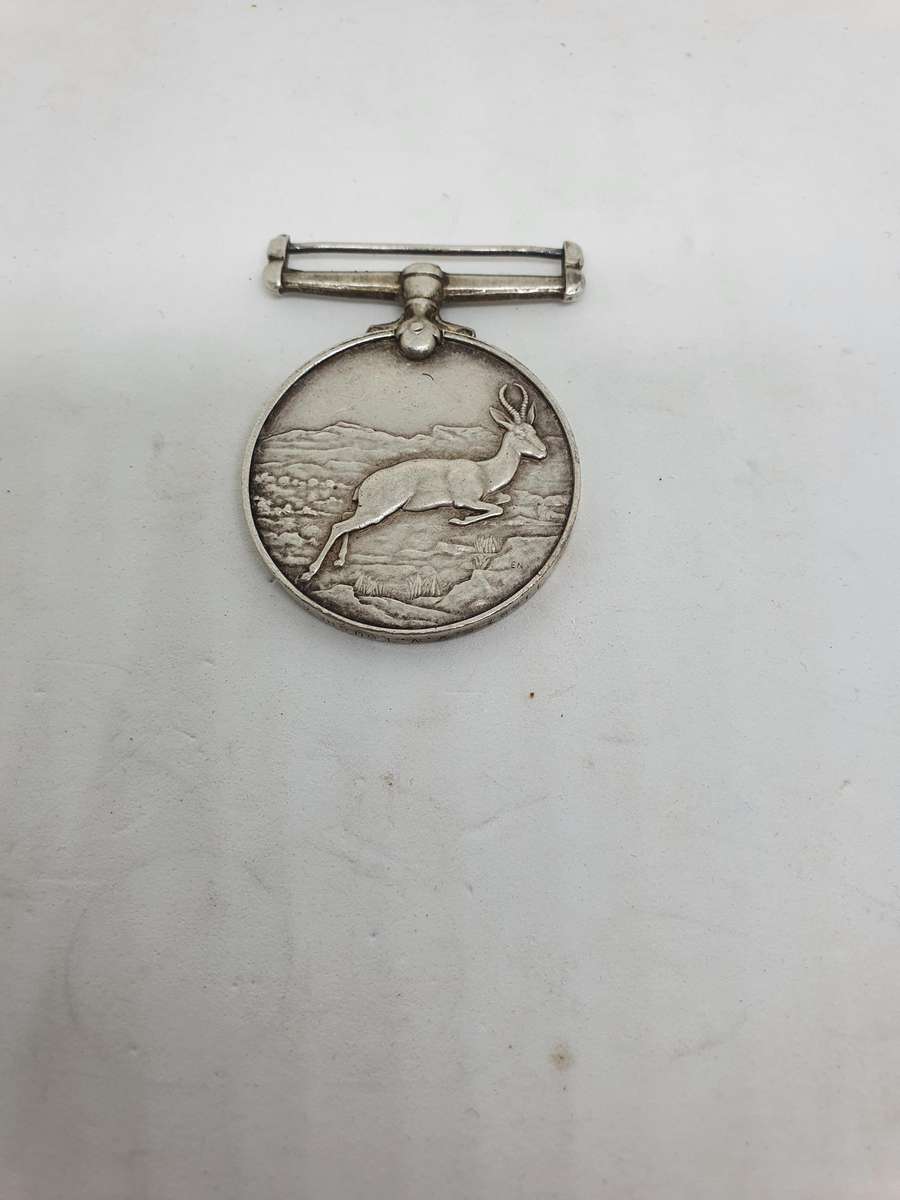 WW 2 African Service Medals to DWV Toughey