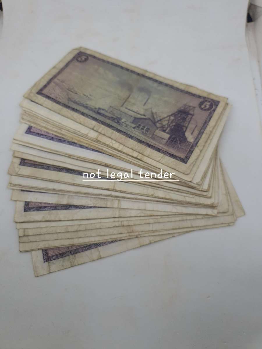 34 TW de Jongh Various  Issue Afr/Eng Five Rand Banknote (F46)