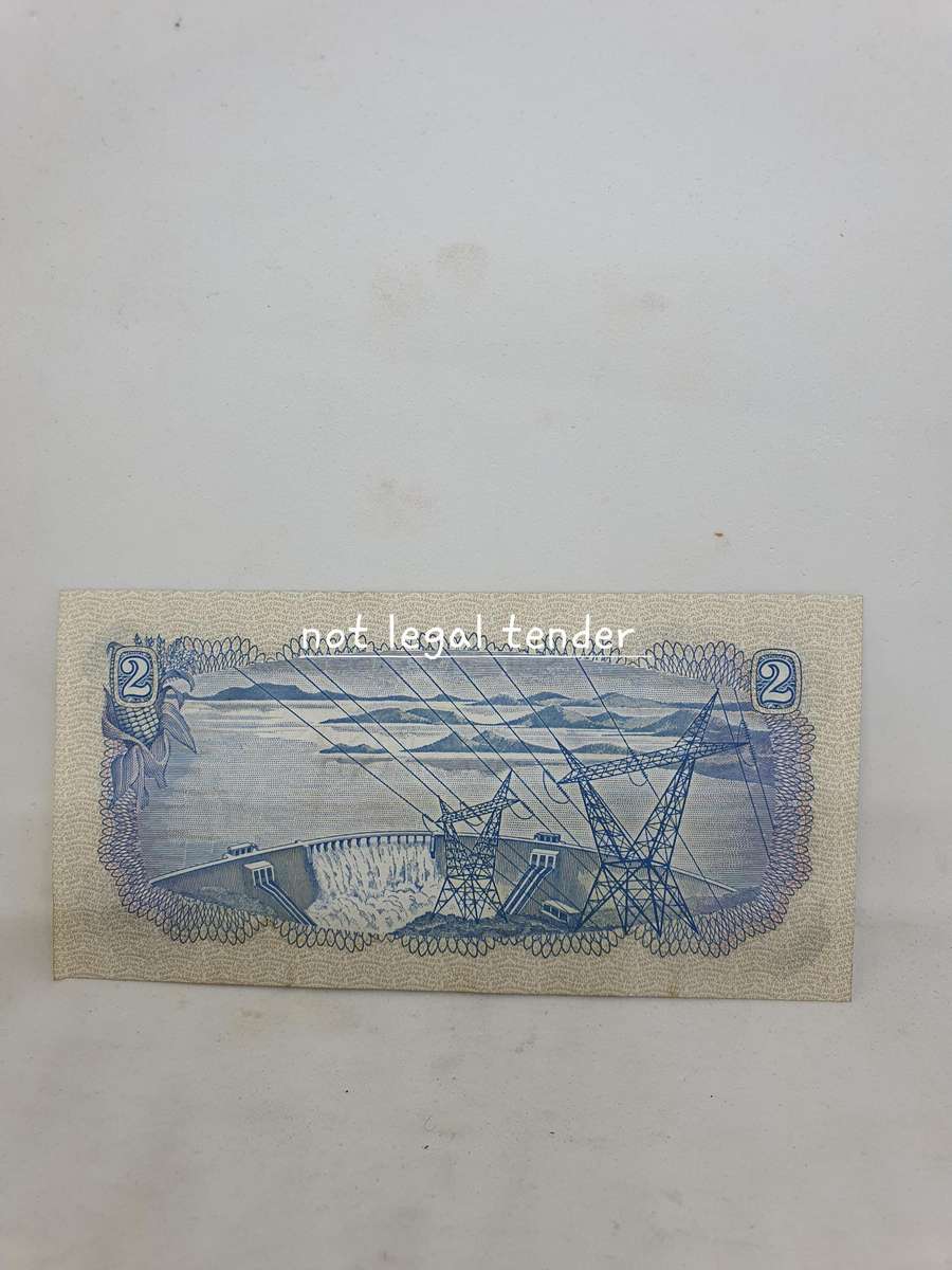 1974 TW de Jongh 2nd Issue Afr/Eng Two Rand Banknote. (D24) High Grade