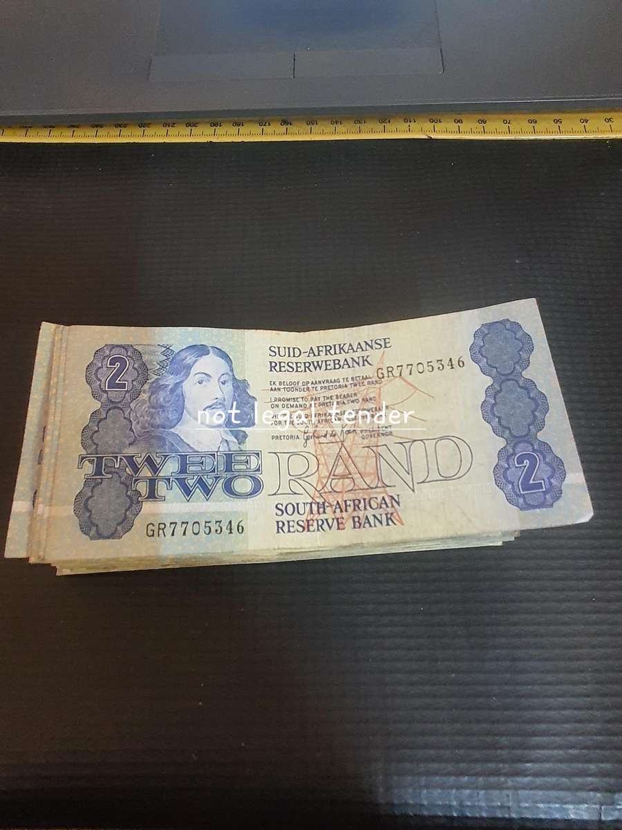 53 GPC de Kock  Various Issue Two Rand Banknotes (GR)