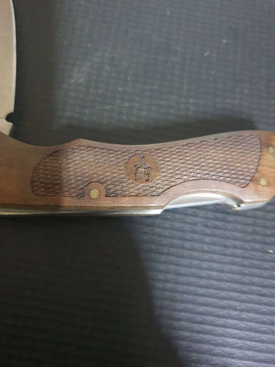 New Muela Spain 440 Pocket Knives.  Blade 9 cm No Sheath