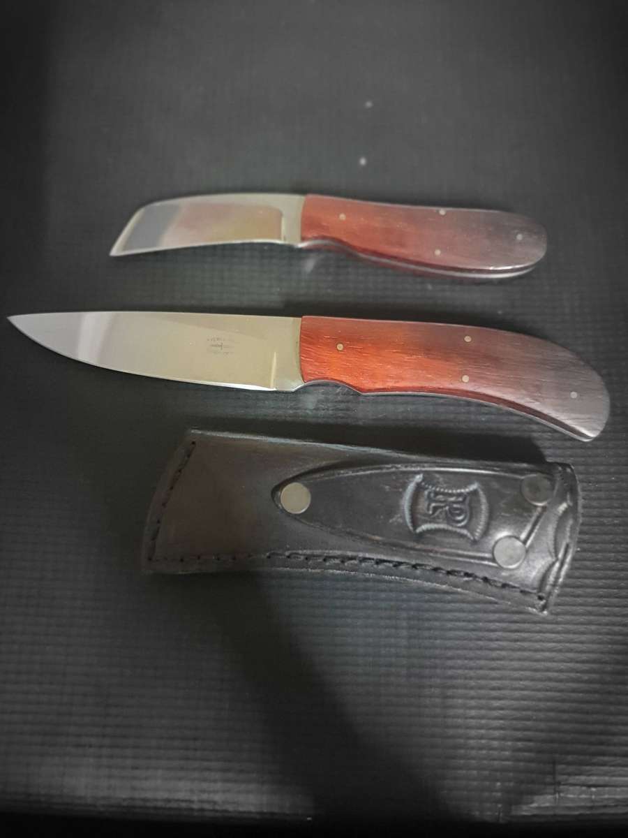 P V Der Westhuizen Local Knife Guild Knife maker 03108 and 03381 Pocket Knives.  Blade 6.5 and 10cm