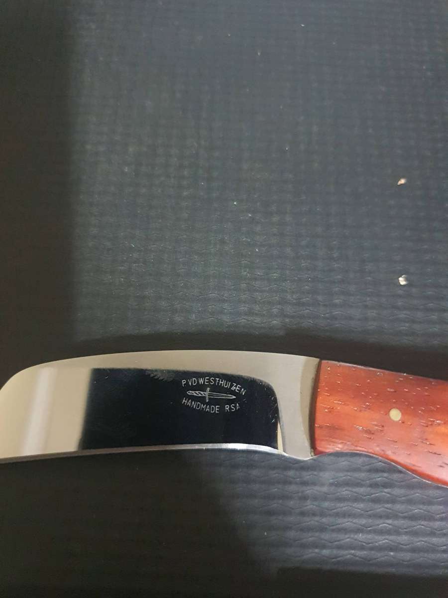 P V Der Westhuizen Local Knife Guild Knife maker 03108 and 03381 Pocket Knives.  Blade 6.5 and 10cm