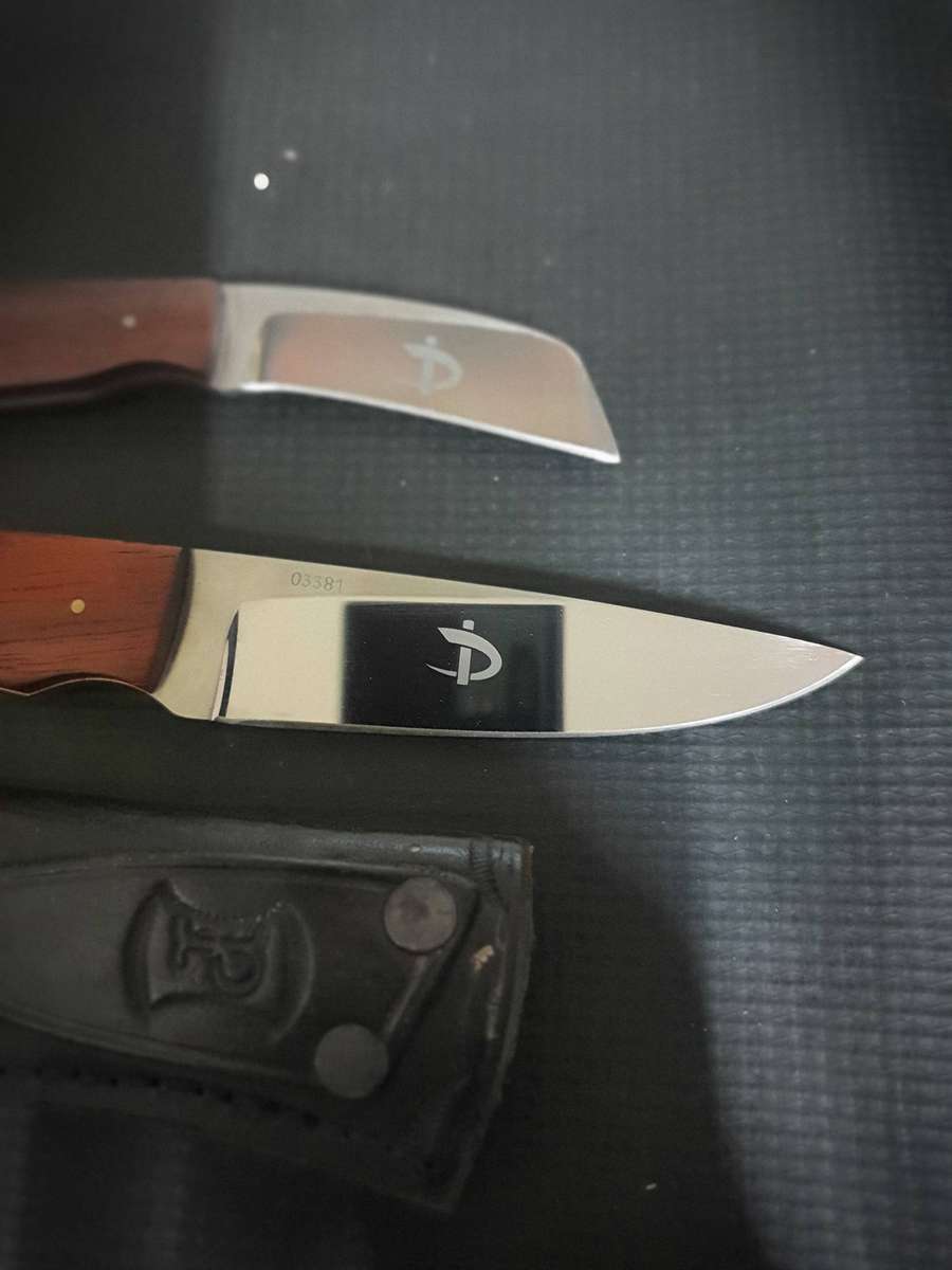 P V Der Westhuizen Local Knife Guild Knife maker 03108 and 03381 Pocket Knives.  Blade 6.5 and 10cm
