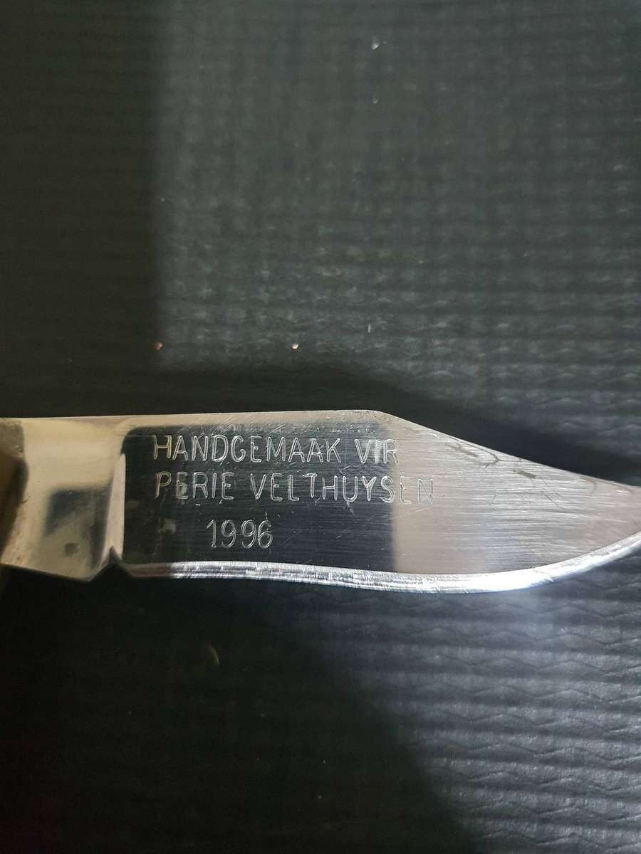 Johan Challenger Local Knife Guild Knife maker Pocket Knives.  Blade 7 cm