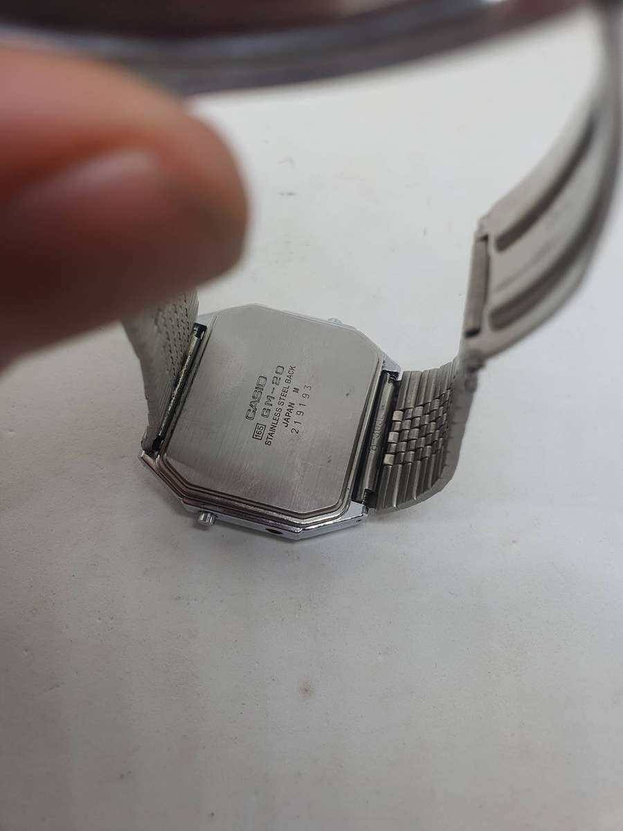 CASIO GM-20 FIRST ANIMATED GAME "UFO" WATCH VINTAGE DIGTAL JAPAN 1980