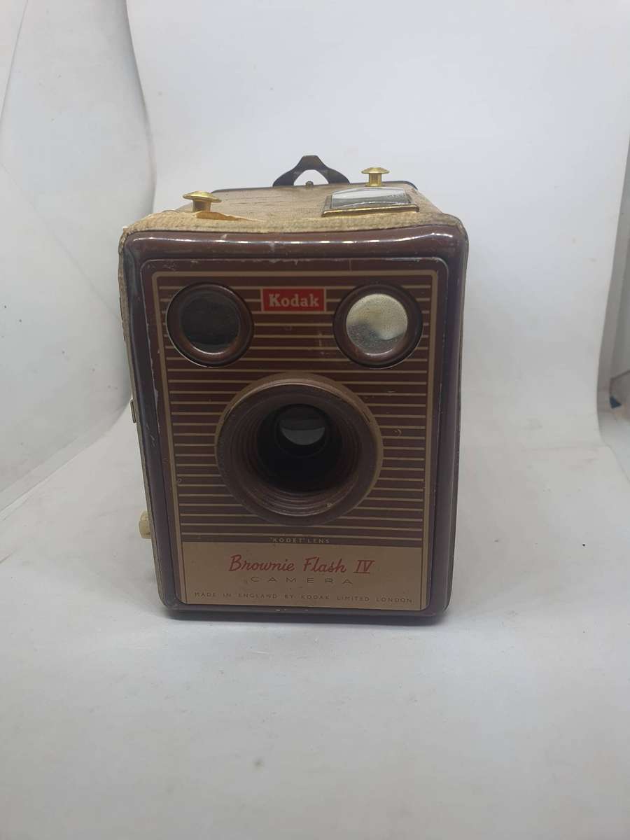 Kodak Brownie Flash IV Box camera. Works