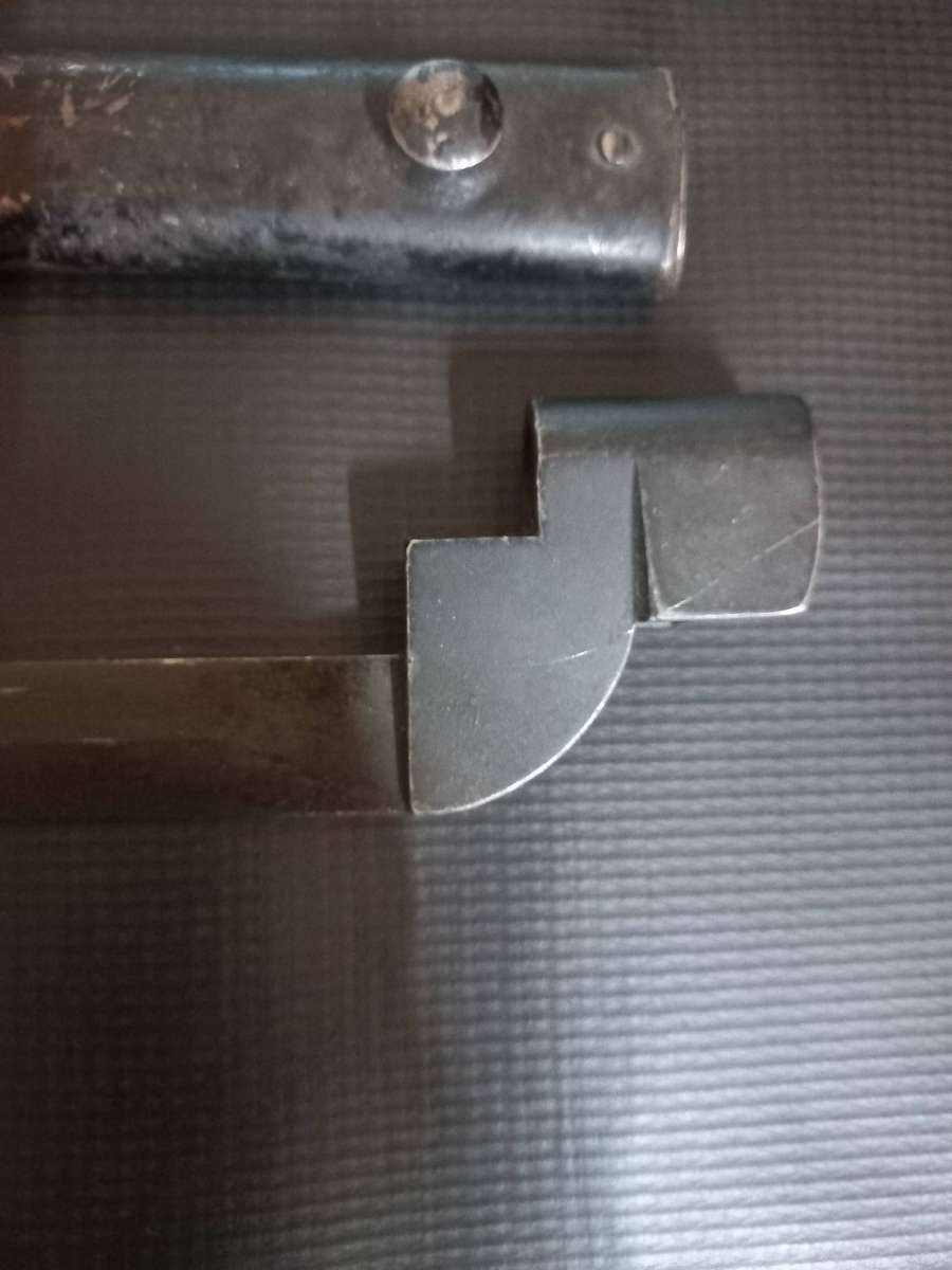 British No. 9  Bayonet With Sheath