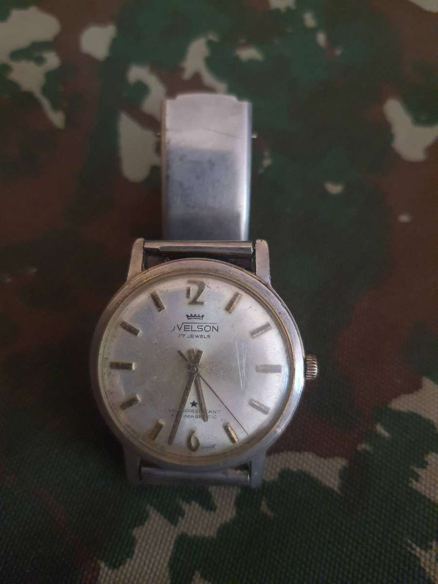 Nelson Men's winding Wrist Watch. Works