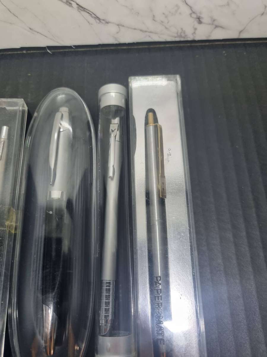 4 Different Parker and Other Pens and 1 Pencil