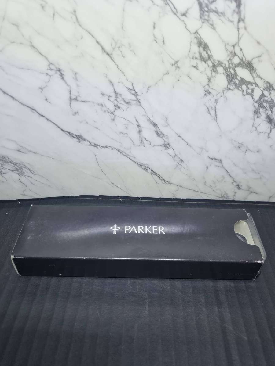 Parker Rollerball Black ink Medium Point.