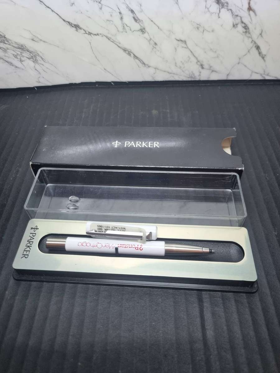 Parker Rollerball Black ink Medium Point.
