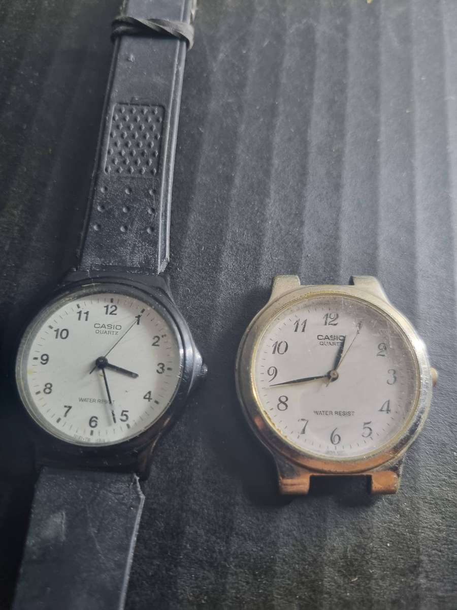 Casio Quartz Men's Wrist Watch. Untested so take as Spares or Restoration