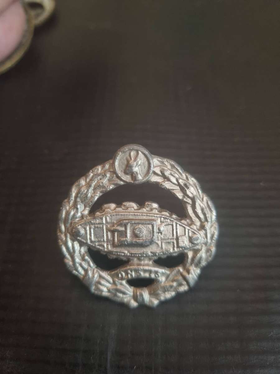 UDF Tank Corps Collar Badges