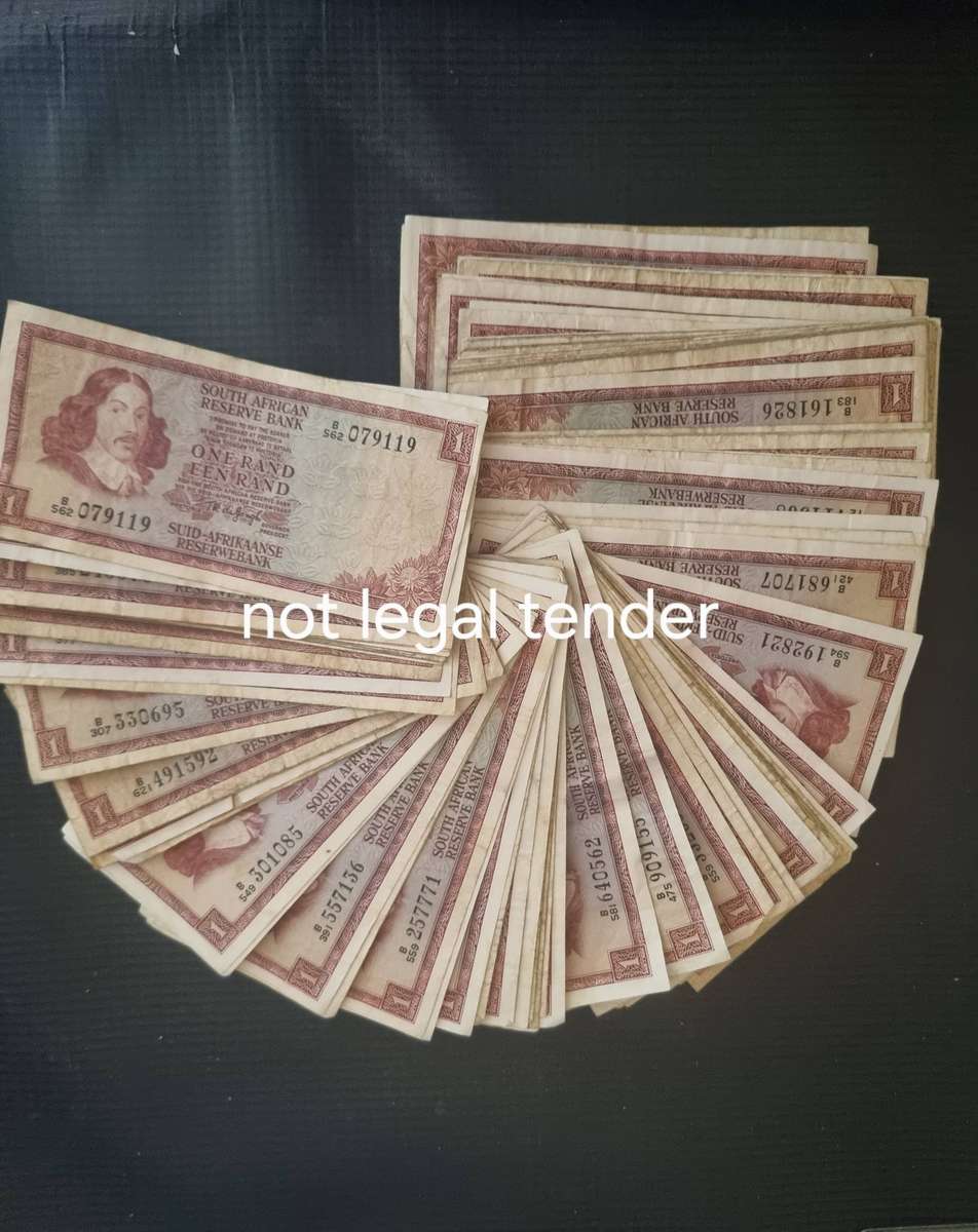 ( 40 )  TW De Jongh One Rand Banknotes. VF+ condition