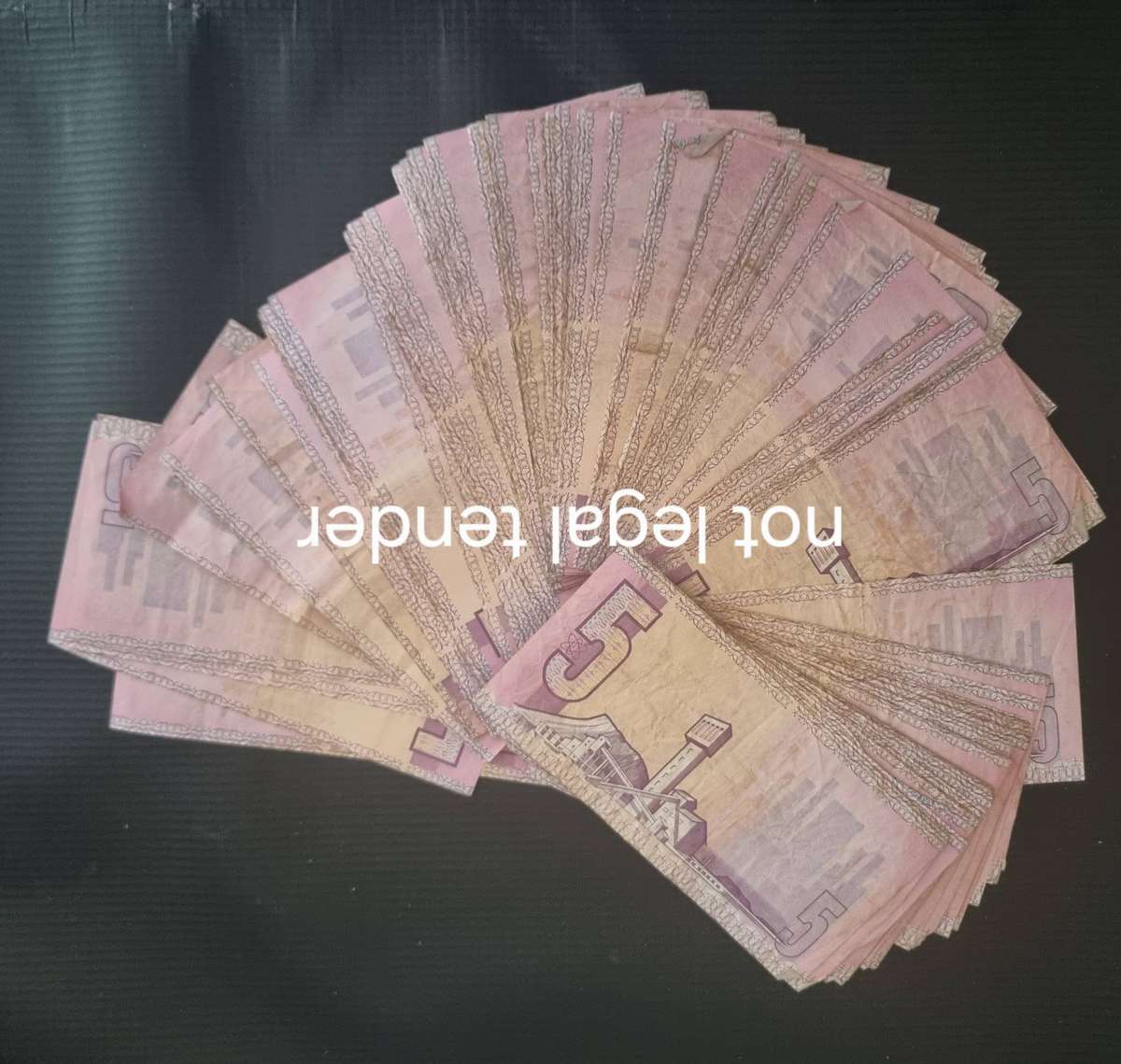 ( 92 )  C Stals Five Rand Banknotes. VF+ condition